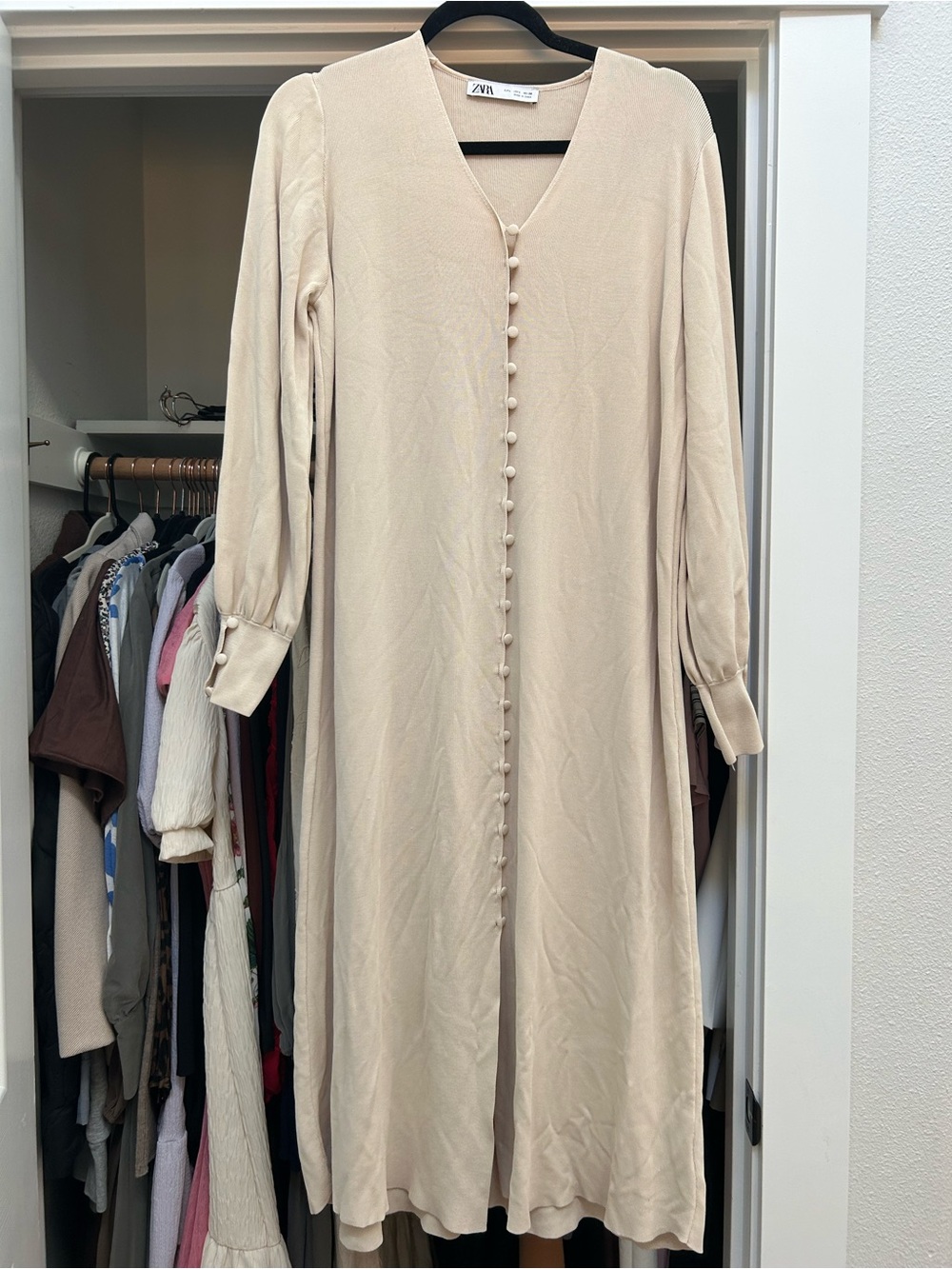 Zara Neutral Cream Long Sleeve Button-Front Midi Dress knit